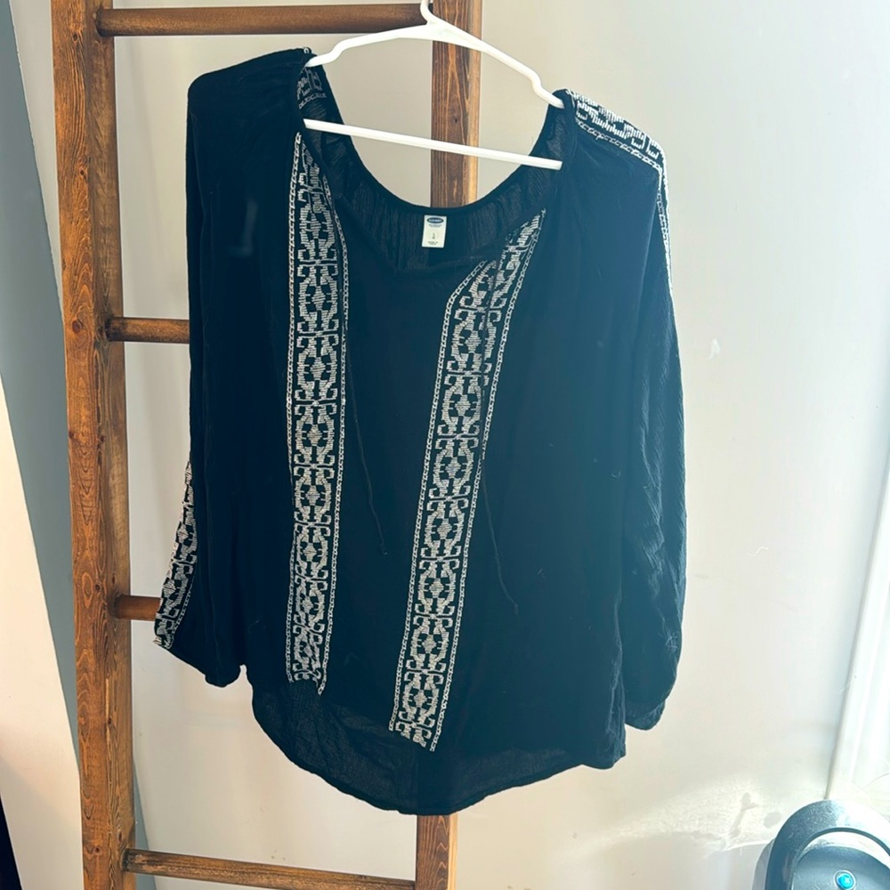 Black and White Embroidered Blouse